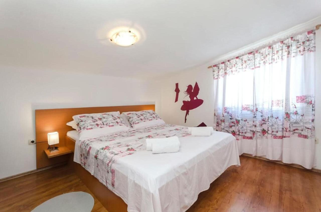 Apartment Marija Vodice Esterno foto