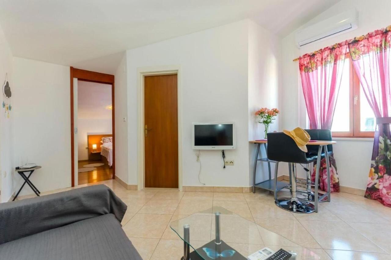 Apartment Marija Vodice Esterno foto