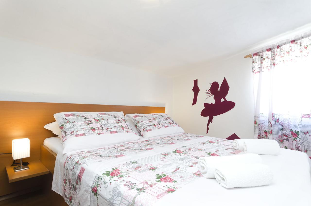 Apartment Marija Vodice Esterno foto